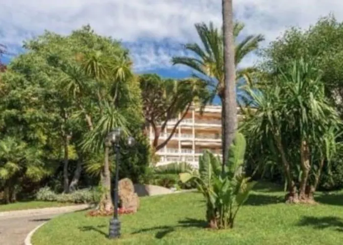 De Luxe Sun Paradis, Terrasse, Vue Piscine Cannes